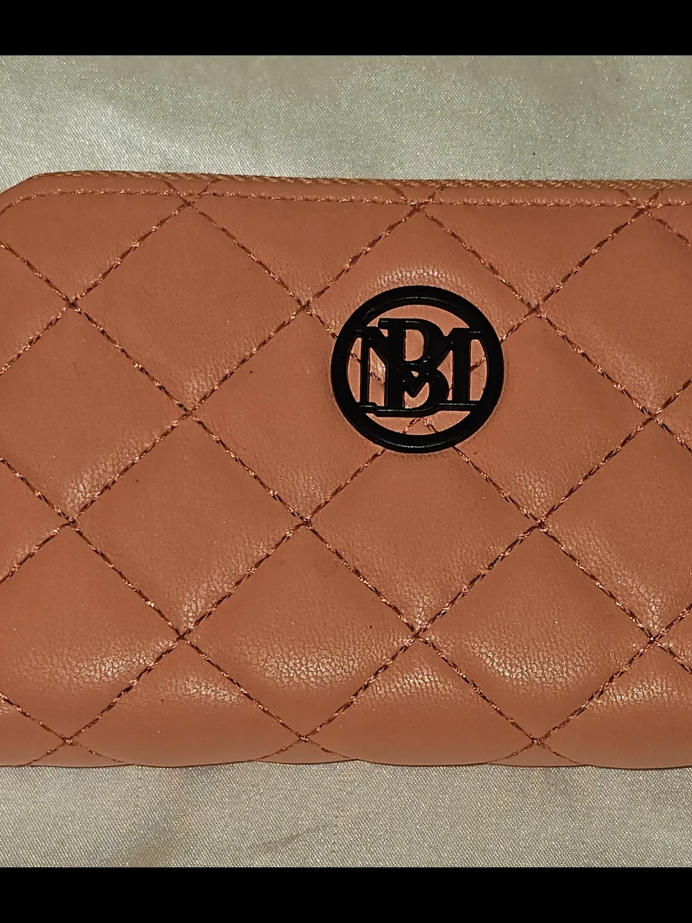 Badgley Mischka Vegan Leather Small Diamond Quilted Zip Around In Coral